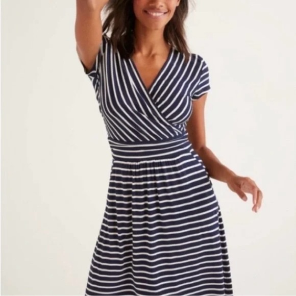 Boden Lola Jersey Dress Navy Blue Striped Size US 4R NWOT - Picture 2 of 6